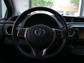 TOYOTA Yaris usata, con Controllo trazione