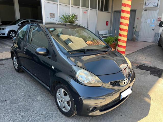 TOYOTA Aygo usata, con Airbag