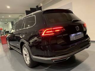 VOLKSWAGEN Passat usata, con Alzacristalli elettrici