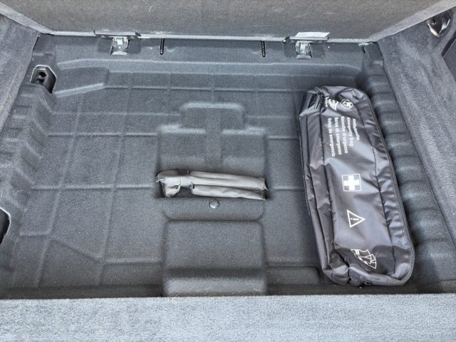 BMW 320 usata, con Sensori di parcheggio posteriori