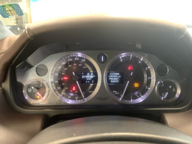 ASTON MARTIN Vantage usata, con Specchietti laterali elettrici