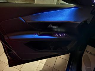 PEUGEOT 3008 usata, con Leve al volante