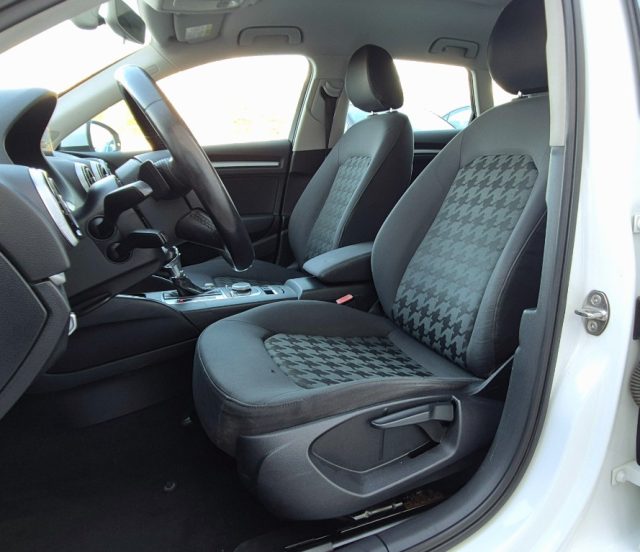 VOLKSWAGEN Golf usata, con Controllo trazione