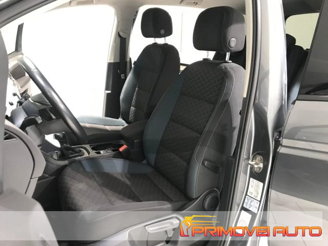 VOLKSWAGEN Touran usata, con Airbag Passeggero