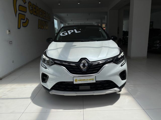 RENAULT Captur usata, con Alzacristalli elettrici