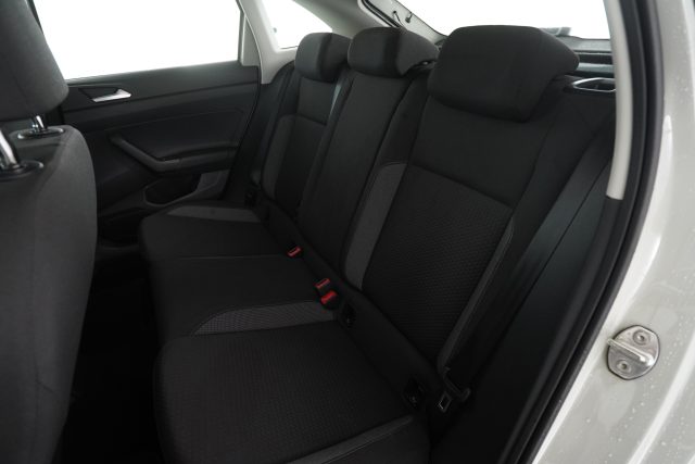 VOLKSWAGEN Taigo usata 3