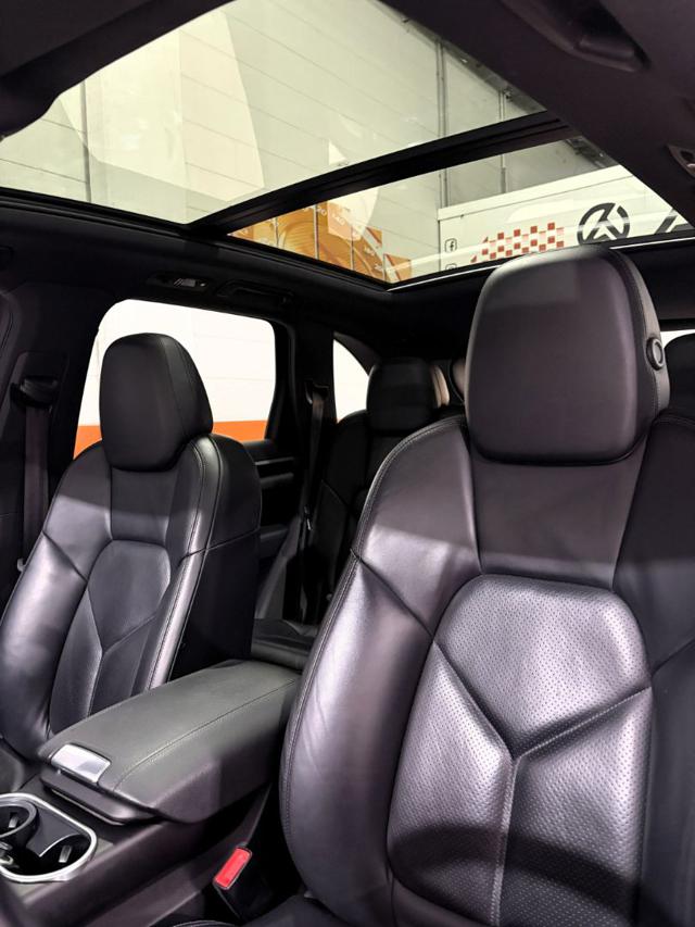 PORSCHE Cayenne usata, con Servosterzo