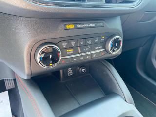 FORD Kuga usata, con Volante multifunzione