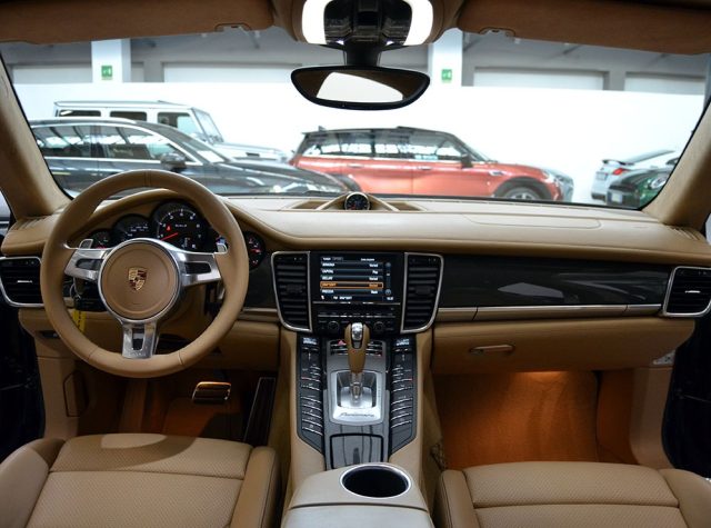 PORSCHE Panamera usata, con Cerchi in lega