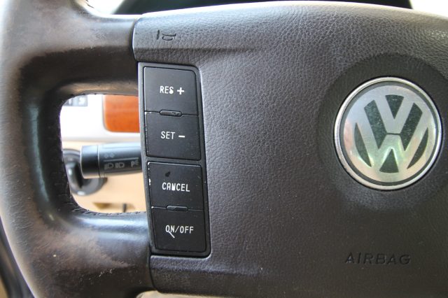 VOLKSWAGEN Touareg usata 17