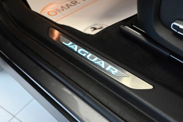 JAGUAR E-Pace usata 40