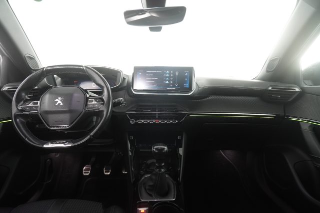 PEUGEOT 2008 usata 10