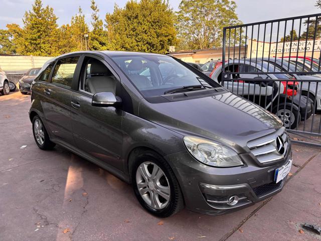 MERCEDES-BENZ B 180 usata, con Airbag laterali