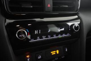 TOYOTA Yaris Cross usata 11