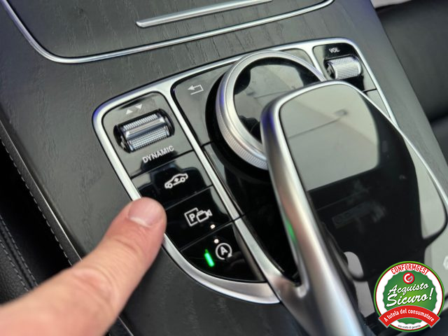 MERCEDES-BENZ E 220 usata, con Sistema di navigazione