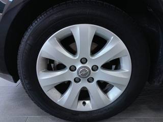 OPEL Meriva usata, con Isofix