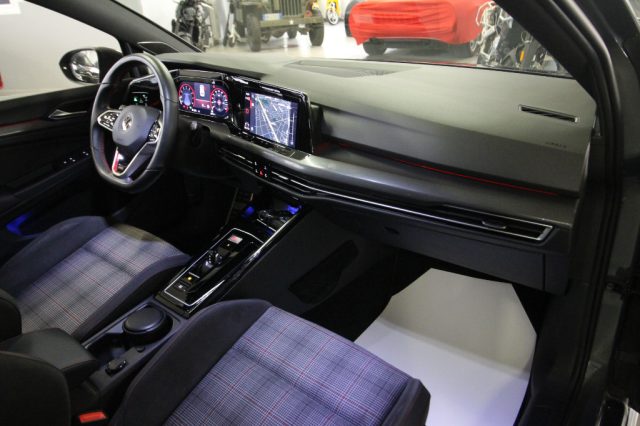 VOLKSWAGEN Golf usata, con Climatizzatore