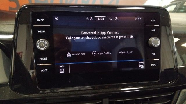 VOLKSWAGEN T-Roc usata, con Sensori di parcheggio posteriori