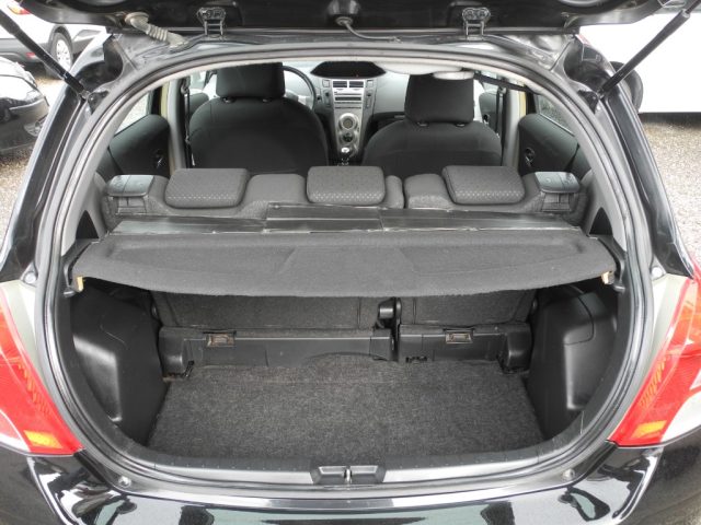 TOYOTA Yaris usata 40