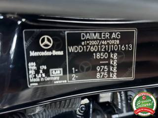 MERCEDES-BENZ A 180 usata, con Fari LED