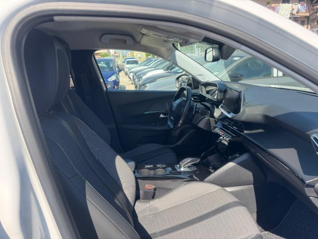 PEUGEOT 2008 usata, con Chiusura centralizzata