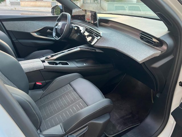 PEUGEOT 3008 usata 9