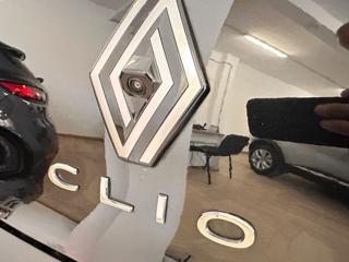 RENAULT Clio usata, con Fendinebbia