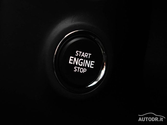 SKODA Kamiq usata, con Specchietti laterali elettrici