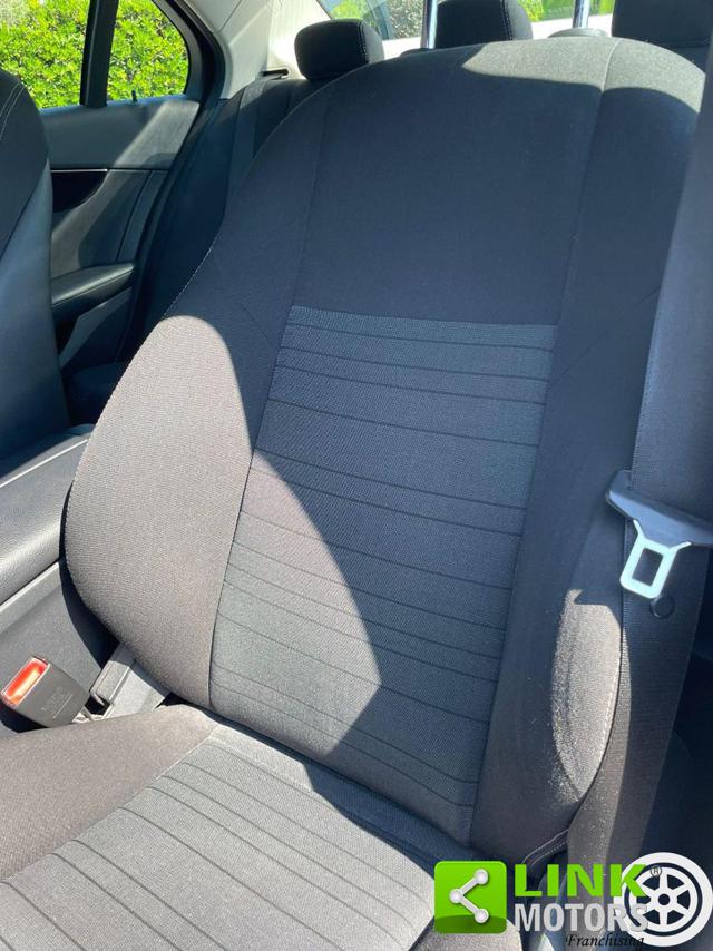 MERCEDES-BENZ C 200 usata, con Controllo vocale
