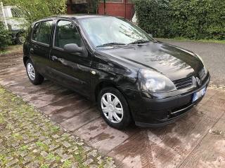 RENAULT Clio usata, con Airbag