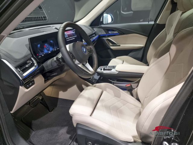 BMW iX1 usata 6