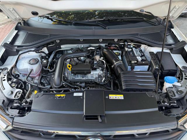 VOLKSWAGEN T-Roc usata, con Autoradio digitale