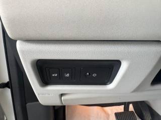 LAND ROVER Discovery Sport usata, con Vetri oscurati