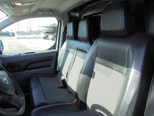 OPEL Vivaro usata 21