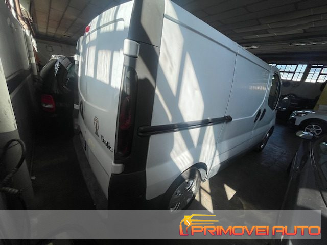 RENAULT Trafic usata 16