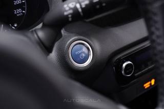 TOYOTA Yaris usata, con Controllo elettronico della corsia