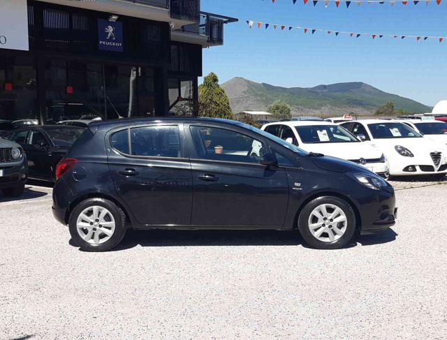 OPEL Corsa usata, con Autoradio