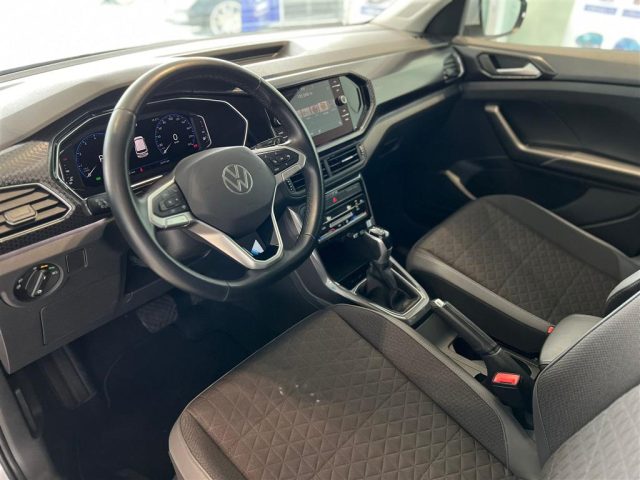 VOLKSWAGEN T-Cross usata, con USB