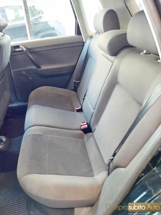 VOLKSWAGEN Polo usata, con Sedile posteriore sdoppiato