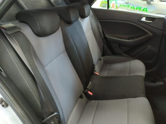 HYUNDAI i20 usata, con Chiusura centralizzata