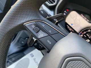 LAMBORGHINI Urus usata, con Touch screen