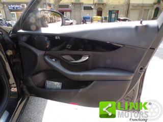 MERCEDES-BENZ C 200 usata, con Sensori di parcheggio posteriori