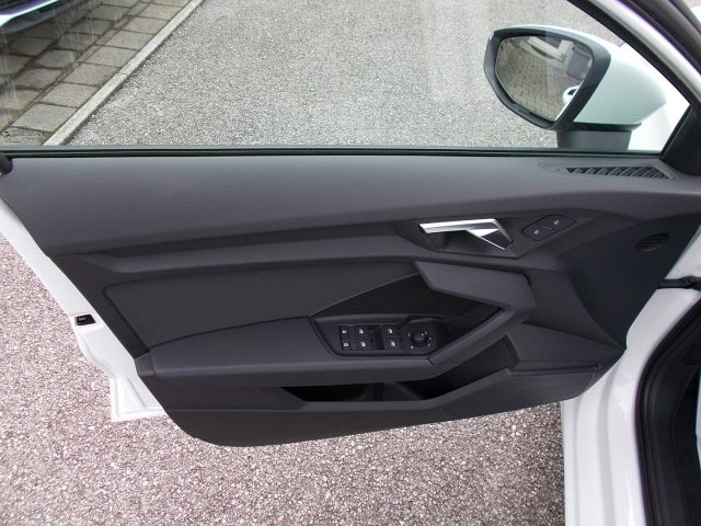 AUDI A3 usata, con Park Distance Control
