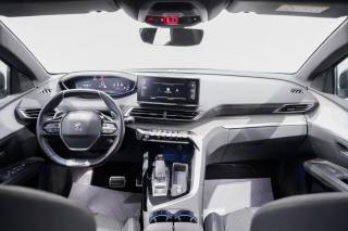 PEUGEOT 5008 usata, con Sensori di parcheggio posteriori
