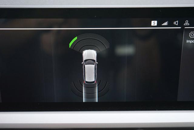 BMW 318 usata, con Apple CarPlay