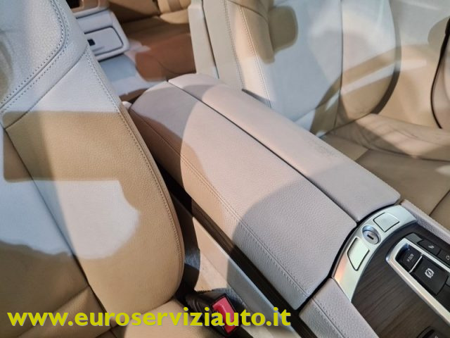 BMW 750 usata, con Vetri oscurati