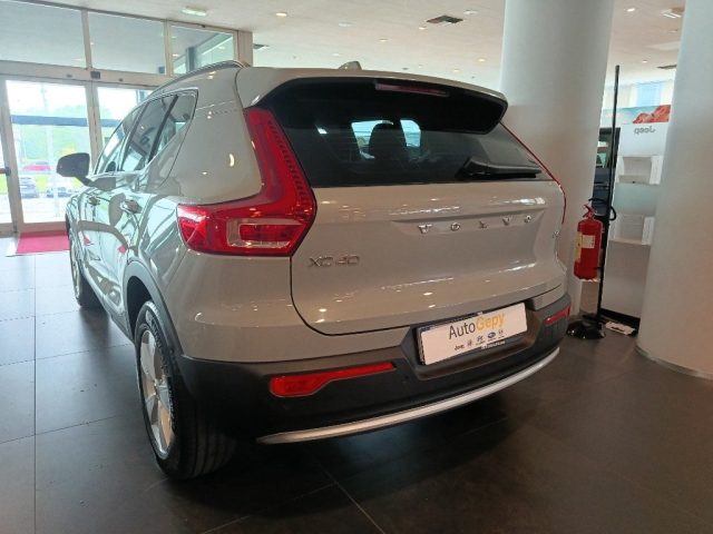 VOLVO XC40 usata, con Controllo trazione