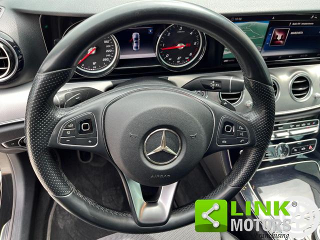 MERCEDES-BENZ E 200 usata, con Volante in pelle