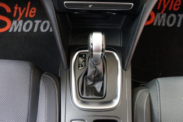 RENAULT Megane usata, con Park Distance Control