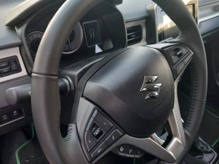 SUZUKI Ignis usata, con Boardcomputer